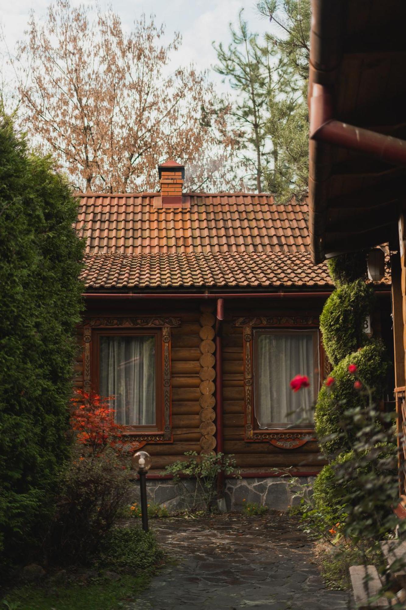 Villa Garden Hotel Solochyn Exterior foto