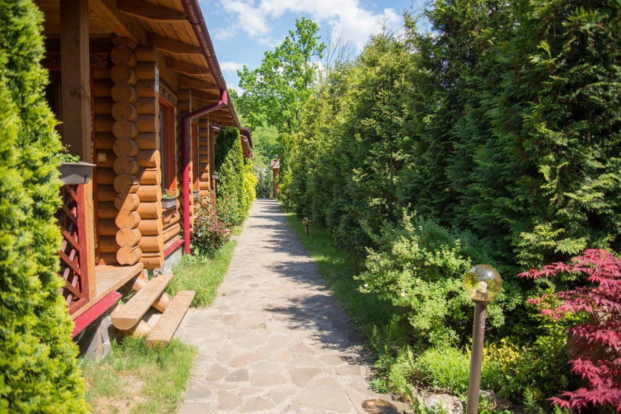 Villa Garden Hotel Solochyn Exterior foto